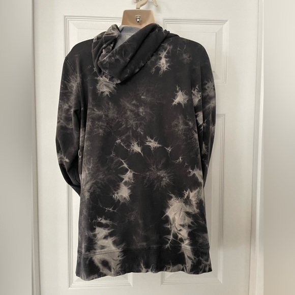 Lightweight Black Tie Dye Hoodie - Picture 4 of 4